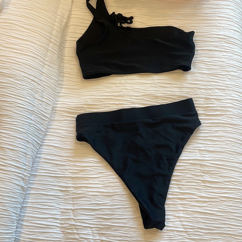 NWT bikini - Picture 4 of 4